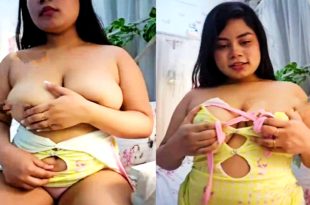 Chubby Girl Amesha Show Her Big Boobs And Curves